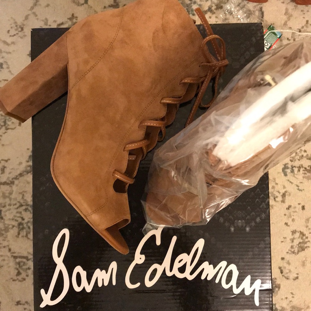 NEW WITH BOX Sam Edelman Yvie Bootie